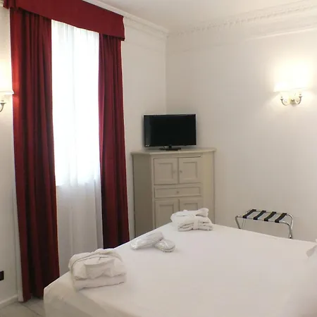 Bb Smarthotel Bailey's 4*