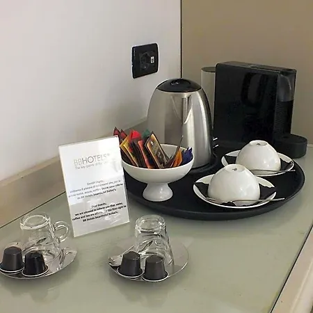 Отель Bb Smarthotel Bailey's 4*