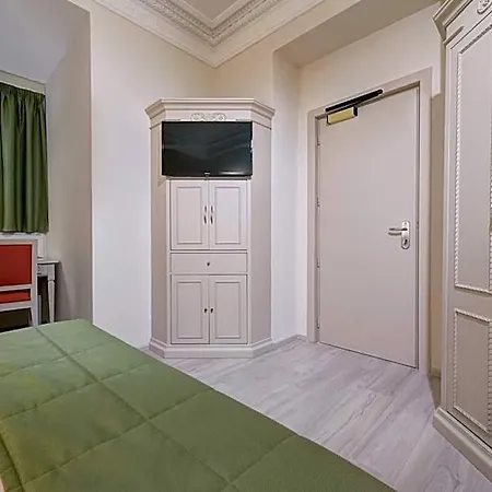 Bb Smarthotel Bailey's 4*