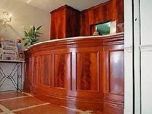 Bb Smarthotel Bailey's ホテル